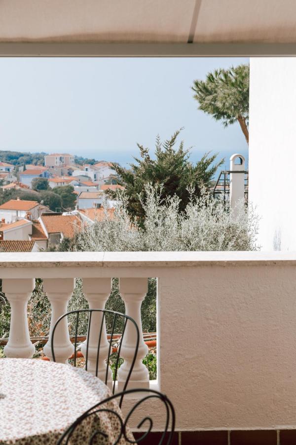 Apartments Potocki Μεντουλίν Εξωτερικό φωτογραφία